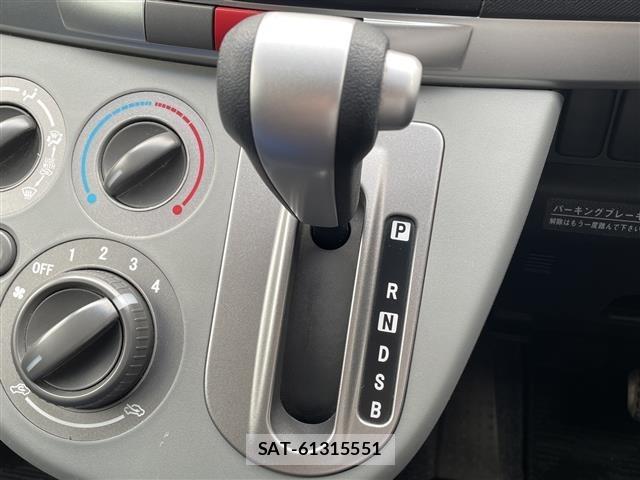 Daihatsu MOVE 2009 8936121-21