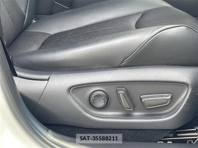 Toyota CROWN 2019 8680567-22