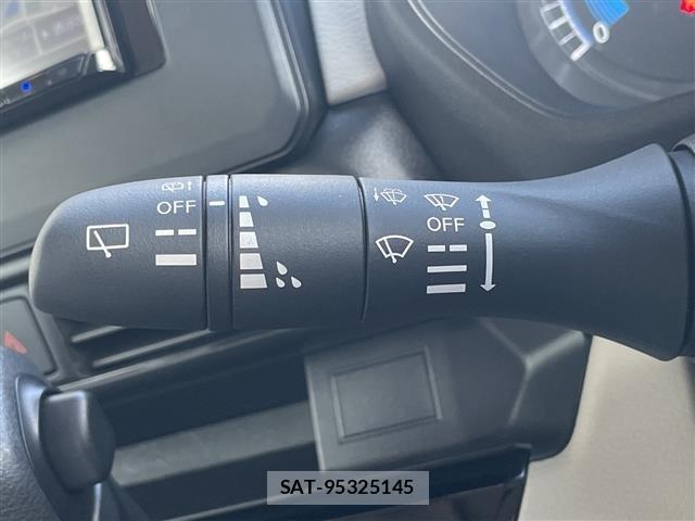 Nissan ROOX 2024 8903308-11
