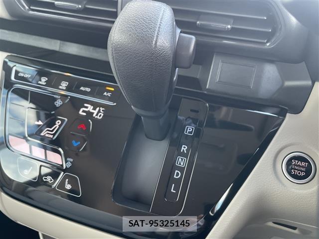 Nissan ROOX 2024 8903308-19