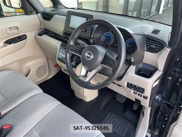 Nissan ROOX 2024 8903308-6