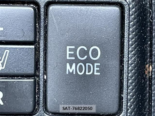 Toyota AQUA 2013 8705732-18
