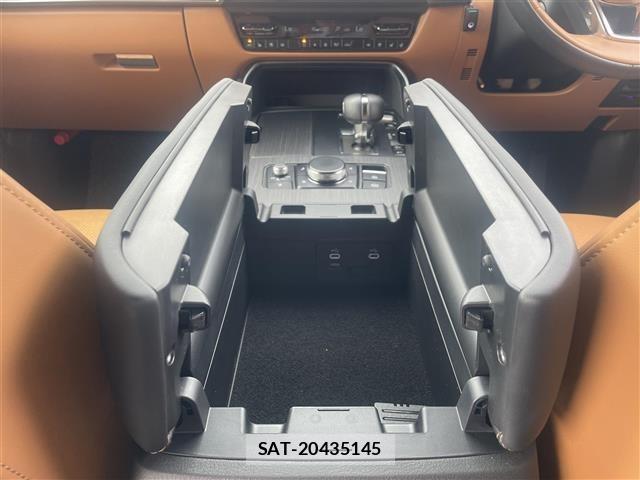 Mazda CX-60 2023 8953250-12