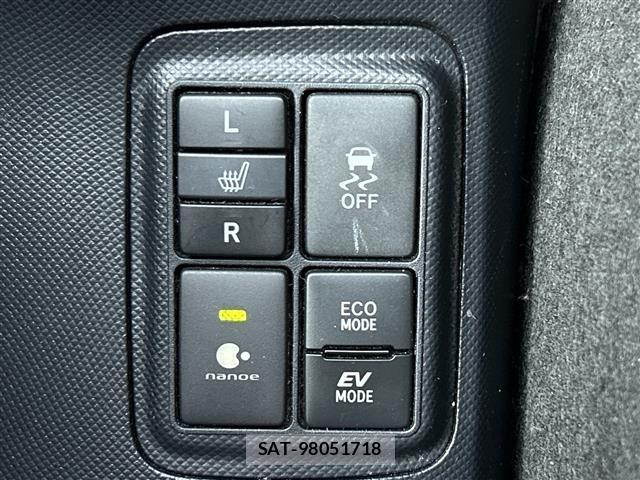 Toyota AQUA 2019 8705734-18