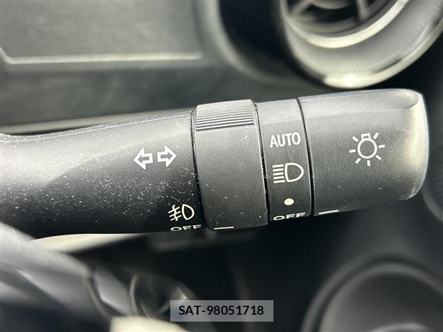 Toyota AQUA 2019 8705734-9