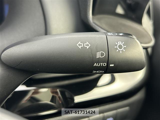 Toyota AQUA 2021 8705741-12