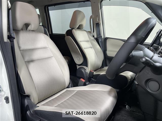 Nissan SERENA 2016 8927324-22