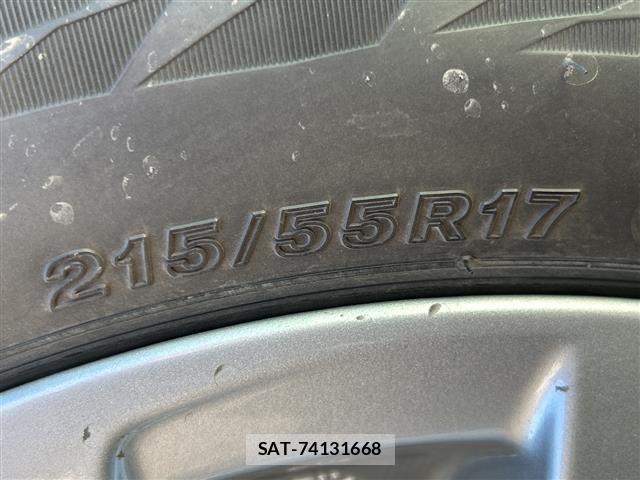 Toyota CAMRY 2023 8885439-15