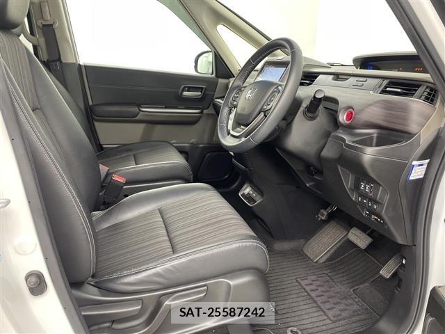 Honda FREED 2019 8684661-2