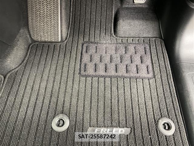 Honda FREED 2019 8684661-22