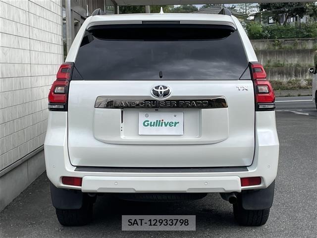 Toyota LAND CRUISER PRADO 2020 8907436-3