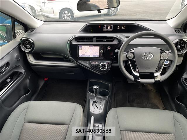 Toyota AQUA 2017 8705742-14