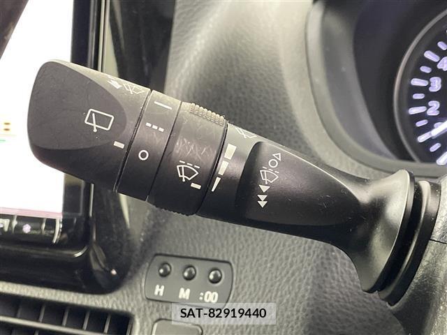 Toyota ESQUIRE 2017 8908844-3