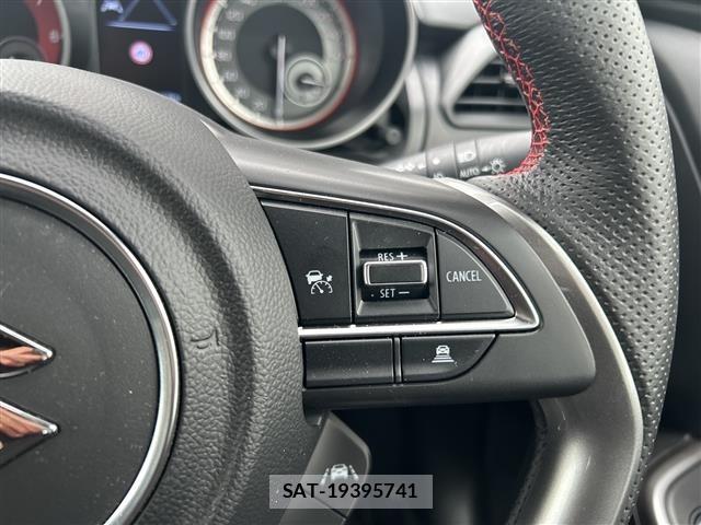 Suzuki SWIFT 2025 8692111-17