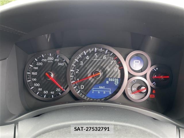 Nissan GT-R 2017 8908268-22