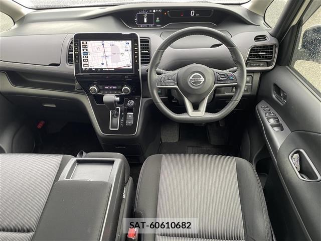 Nissan SERENA 2021 8927370-15