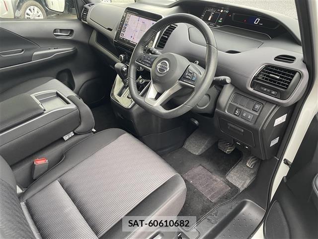 Nissan SERENA 2021 8927370-16