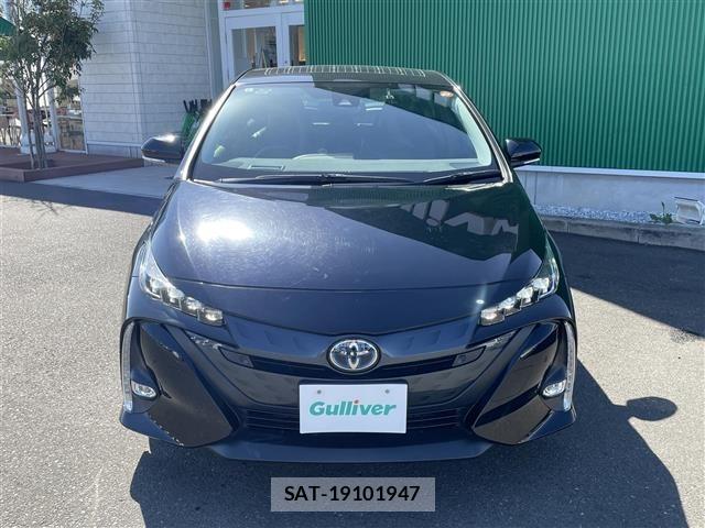 Toyota PRIUS PHV 2021 8915782-23