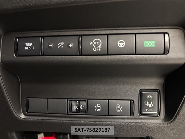 Nissan SERENA 2024 8717006-1
