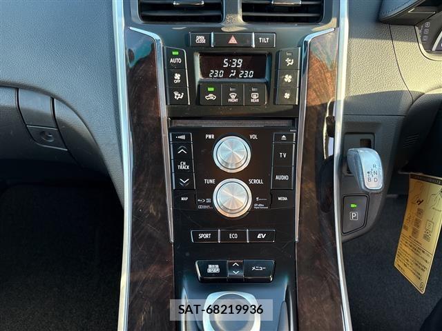 Toyota SAI 2014 8863018-21