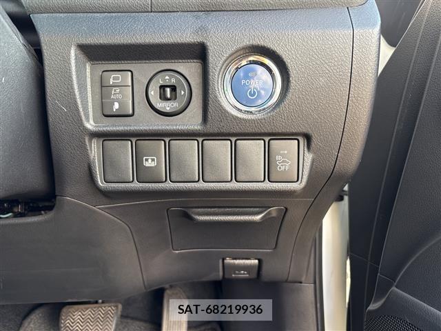 Toyota SAI 2014 8863018-5
