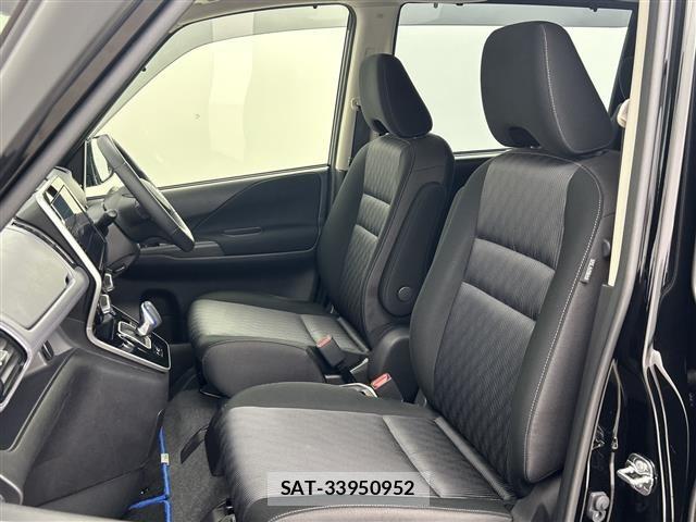 Nissan SERENA 2022 8927421-6