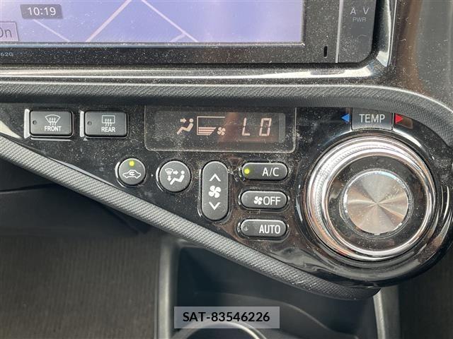 Toyota AQUA 2014 8705749-12
