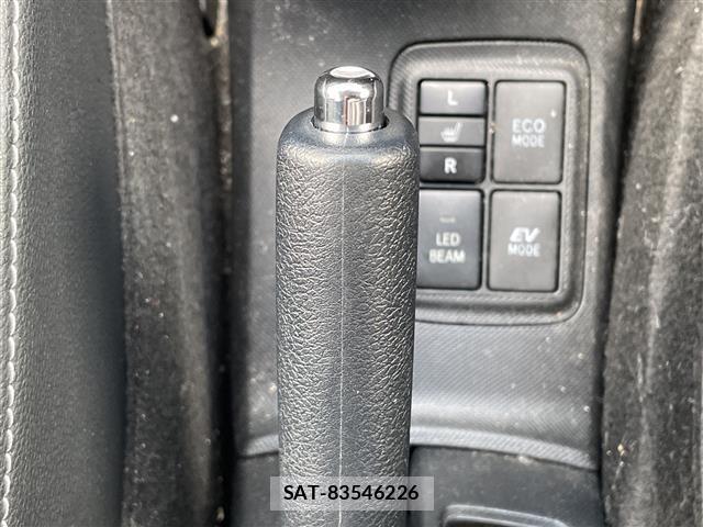 Toyota AQUA 2014 8705749-23