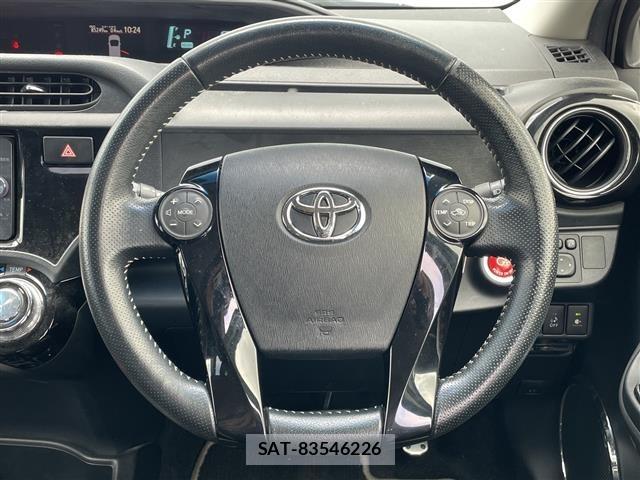 Toyota AQUA 2014 8705749-3