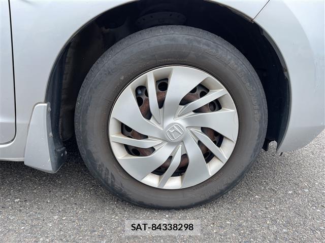 Honda FIT 2013 8922092-17