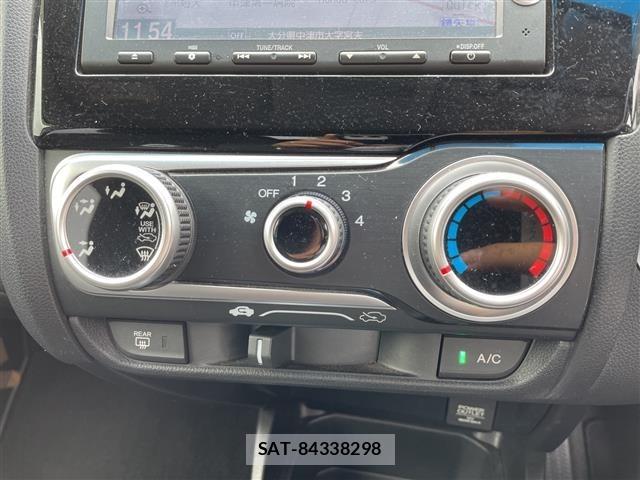 Honda FIT 2013 8922092-29