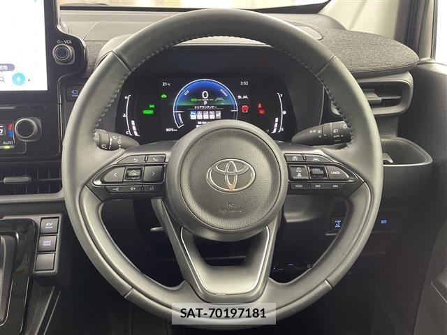 Toyota SIENTA 2023 8671765-10
