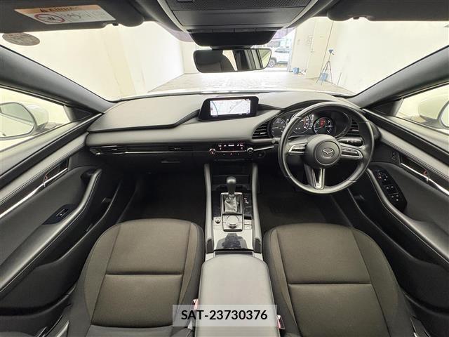 Mazda MAZDA3 2019 8690030-15