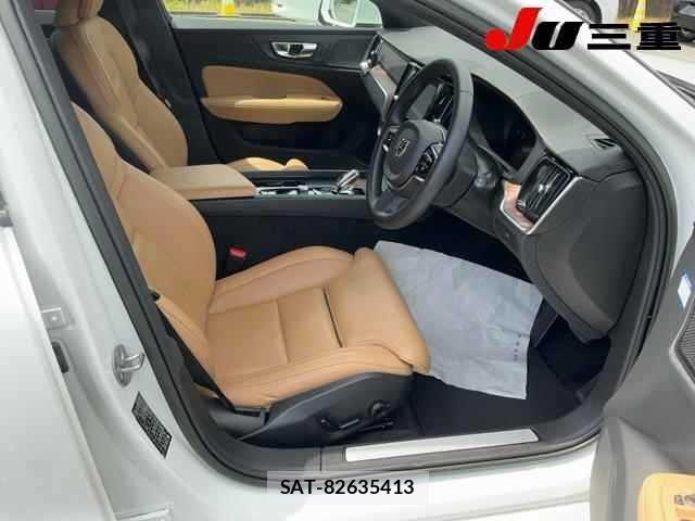 Volvo V60 2023 8788137-4