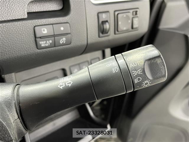 Nissan SERENA 2014 8672044-10