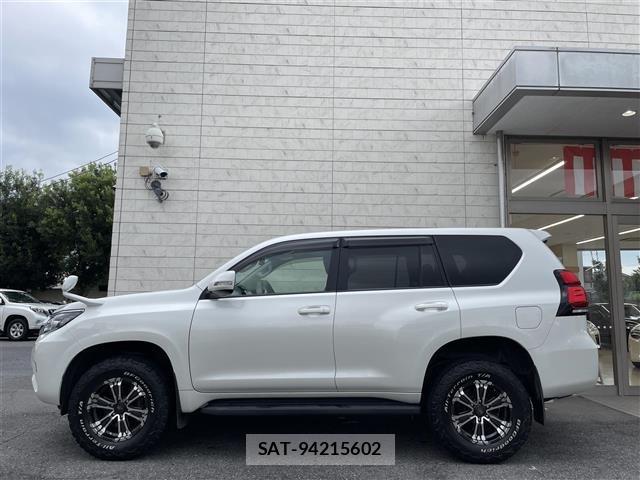 Toyota LAND CRUISER PRADO 2018 8907454-3