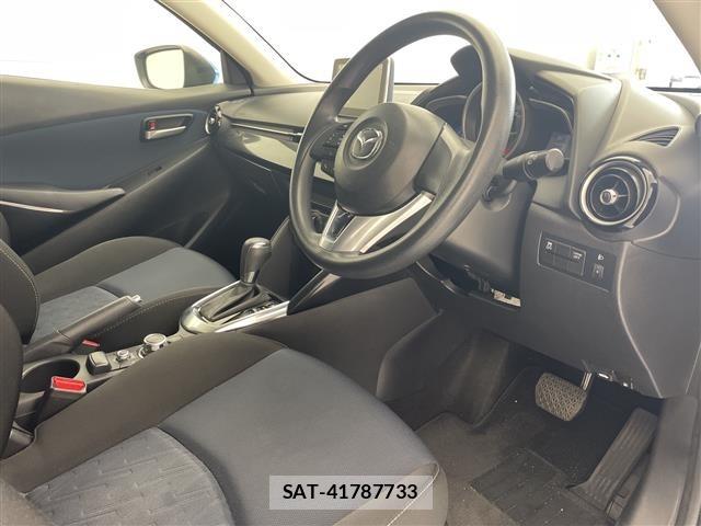 Mazda DEMIO 2015 8689406-23