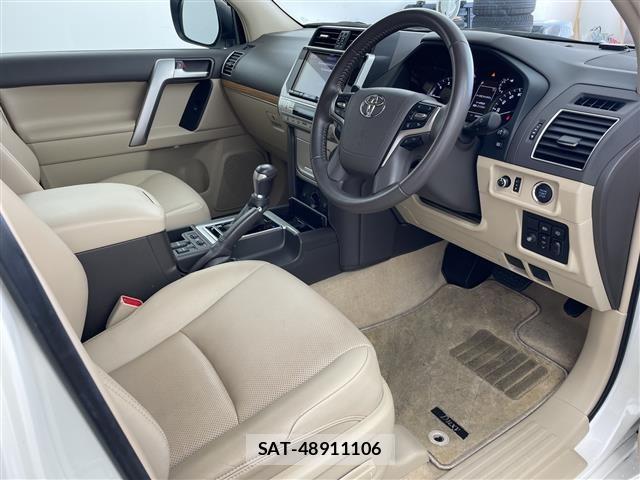 Toyota LAND CRUISER PRADO 2023 8907455-1