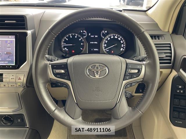 Toyota LAND CRUISER PRADO 2023 8907455-6