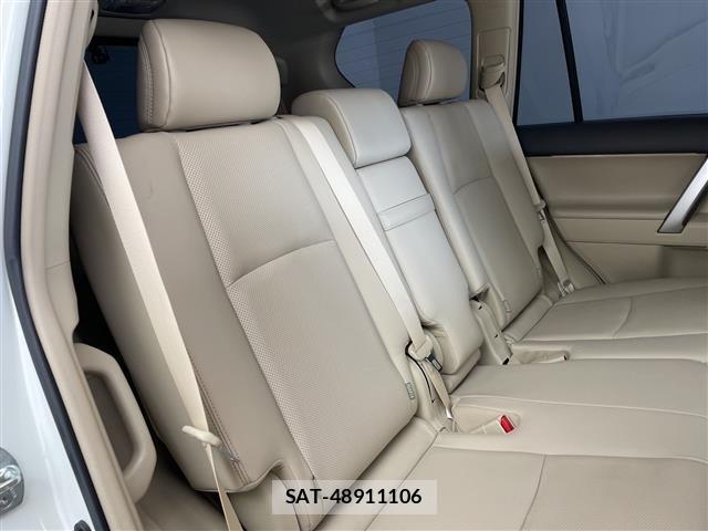Toyota LAND CRUISER PRADO 2023 8907455-7