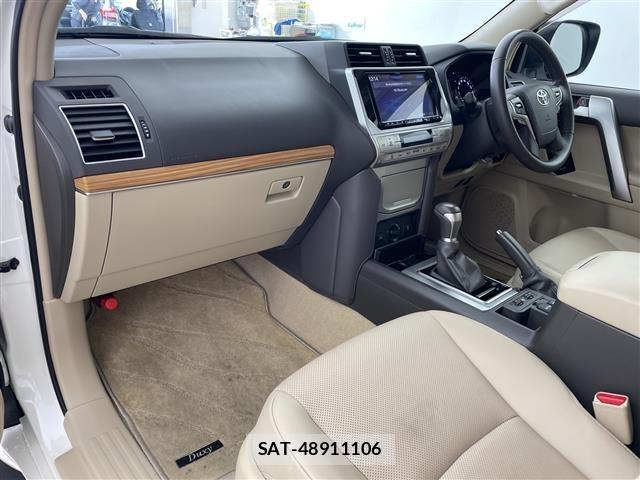 Toyota LAND CRUISER PRADO 2023 8907455-9