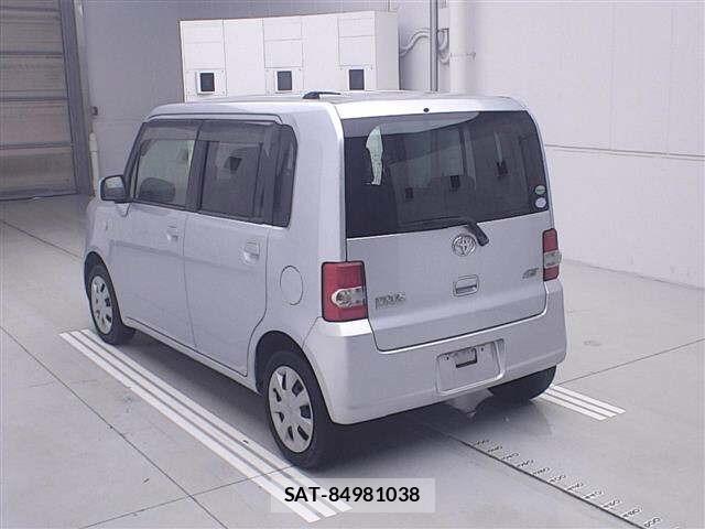 Toyota PIXIS SPACE 2013 8806478-1