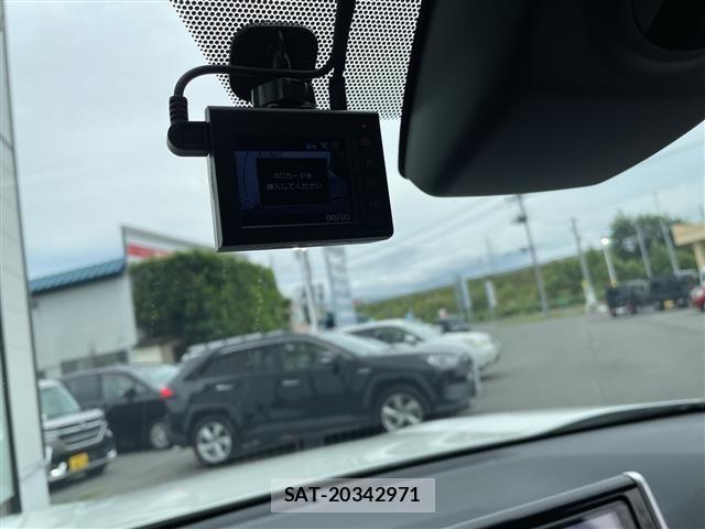 Toyota RAV4 2021 8709442-15