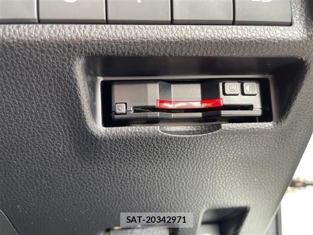 Toyota RAV4 2021 8709442-2