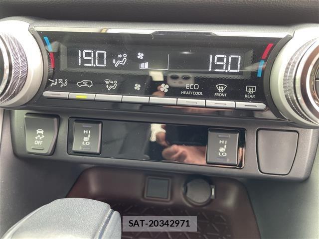 Toyota RAV4 2021 8709442-3