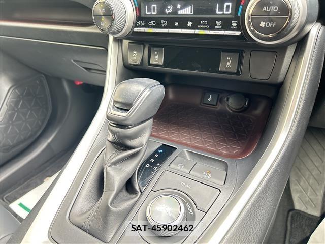 Toyota RAV4 2021 8709443-4