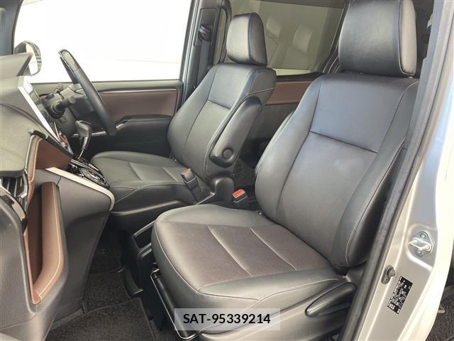 Toyota ESQUIRE 2019 8692644-4