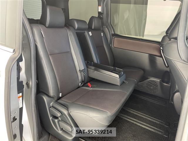 Toyota ESQUIRE 2019 8692644-6