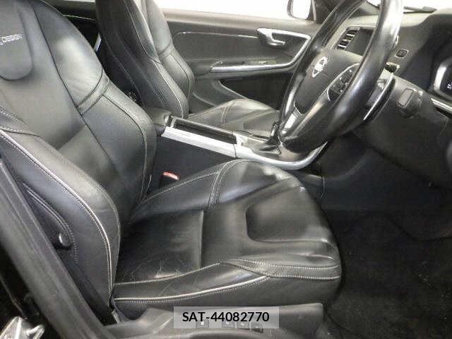 Volvo S60 2014 8862054-6
