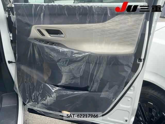 Nissan ELGRAND 2026 8908909-13